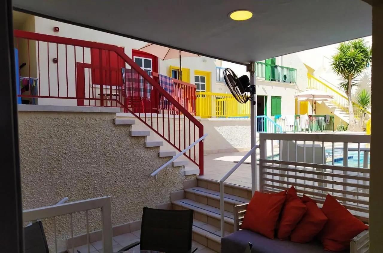 Sea N Lake View Hotel Apartments Λάρνακα