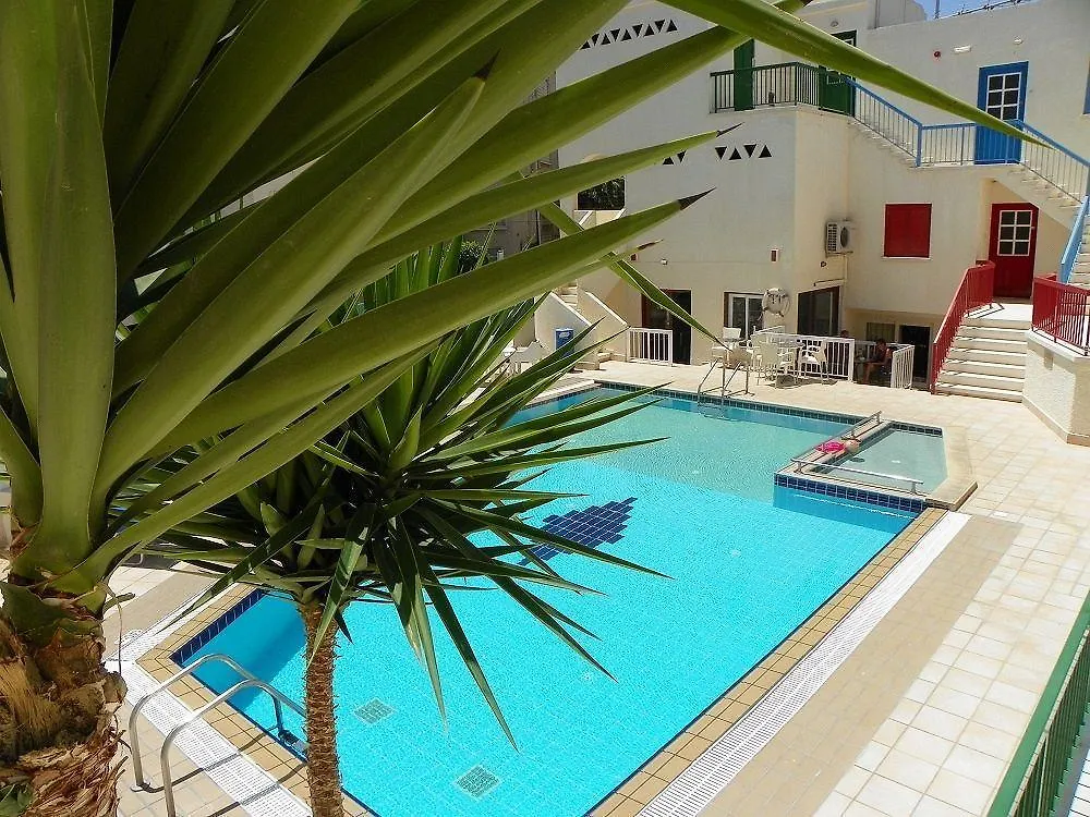 Sea N Lake View Hotel Apartments Λάρνακα Κύπρος